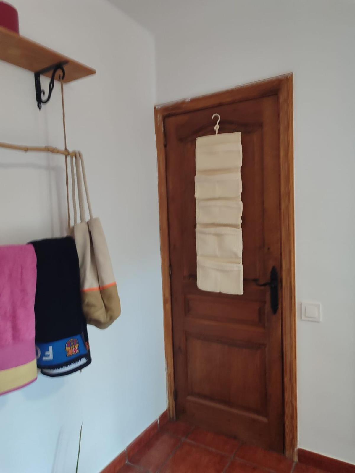 Habitacion Privada En Casa Particular, Montana Olesa de Bonesvalls Esterno foto